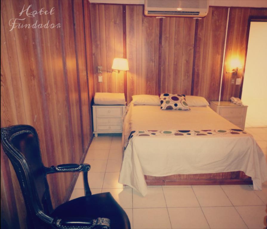 Fundador Hotel Monterrey Buitenkant foto